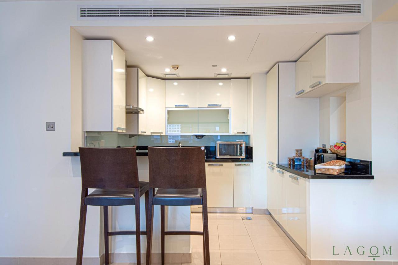 Songs Of The Lake By Lagom - Bonnington Apartment Jumeirah Lake Towers, Dubai Luaran gambar