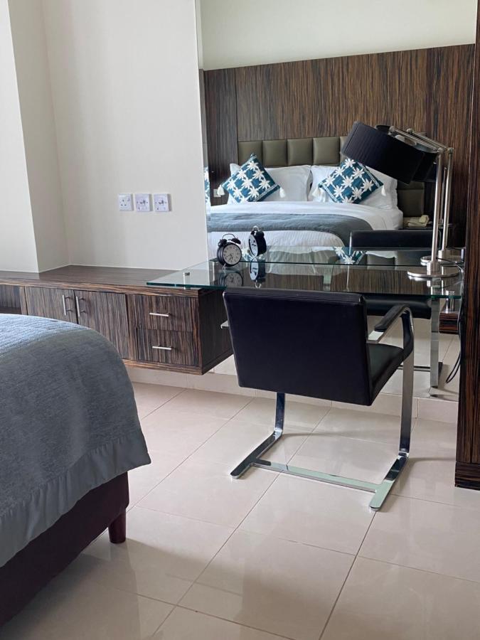Songs Of The Lake By Lagom - Bonnington Apartment Jumeirah Lake Towers, Dubai Luaran gambar